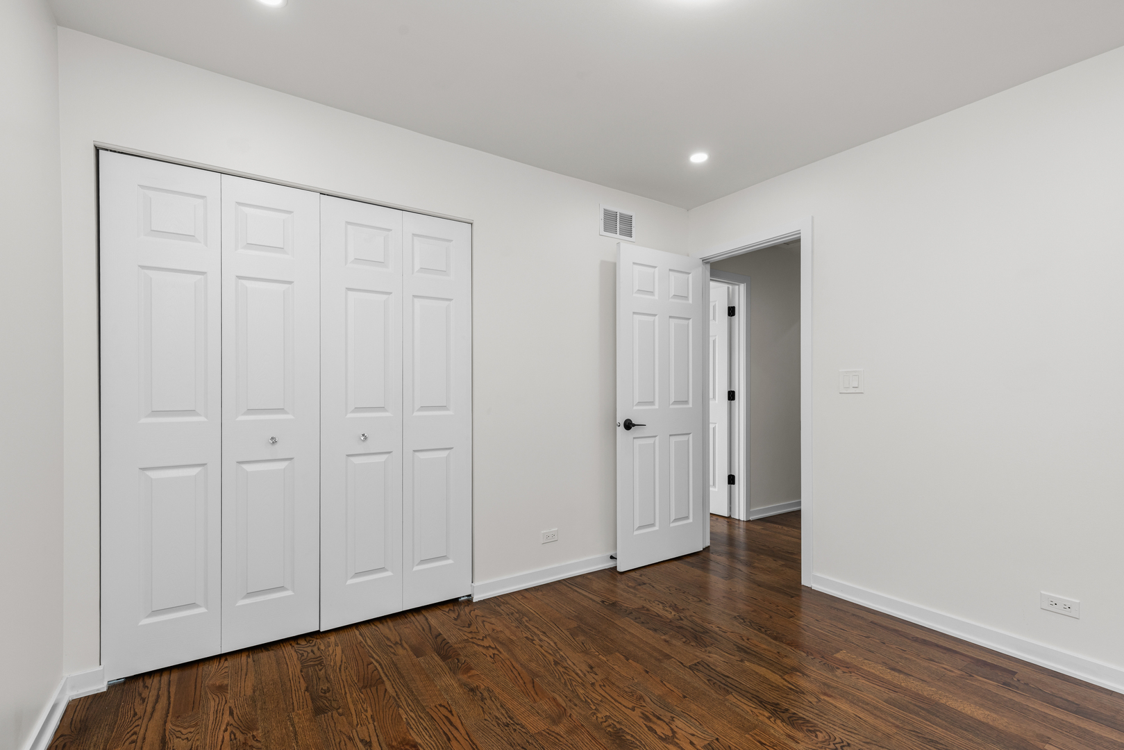 700 Fairfield Lane, Algonquin, IL 60102