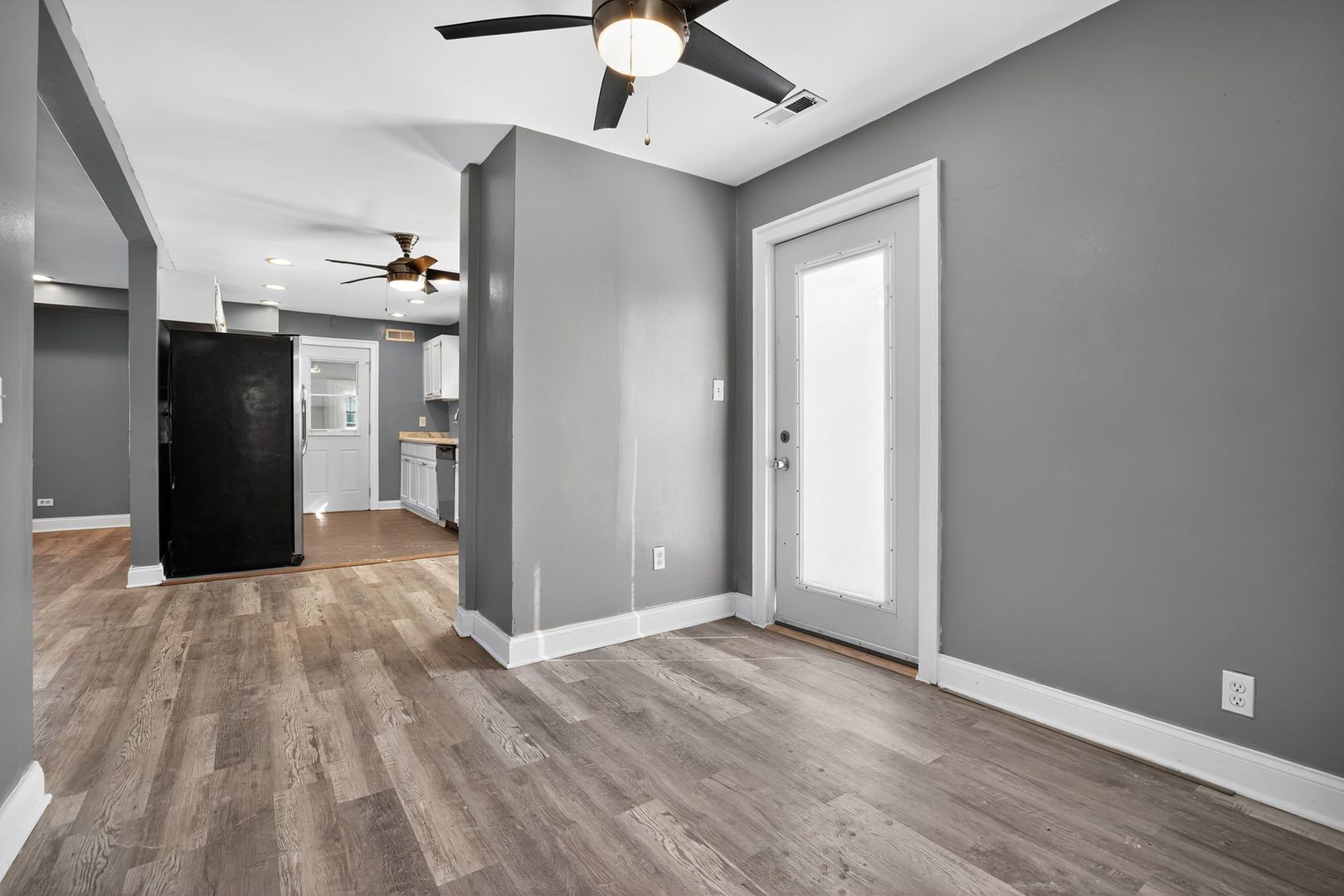 10417 W Palmer Avenue, Melrose Park, IL 60164
