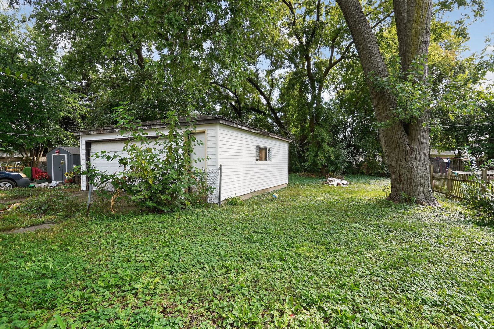 10417 W Palmer Avenue, Melrose Park, IL 60164
