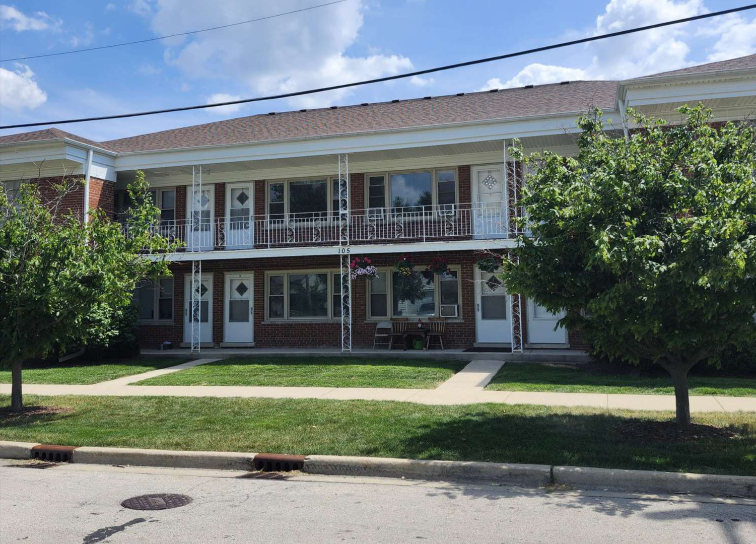 105 E Grove Street, Lombard, IL 60148