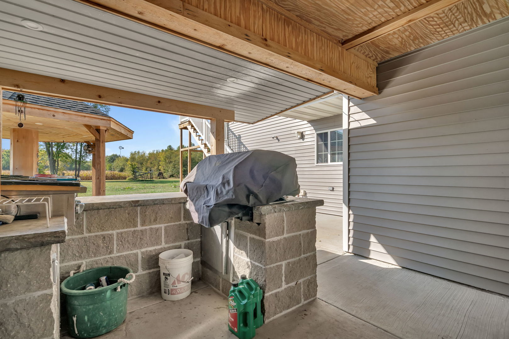 595 W Rathburn Street, Carbon Hill, IL 60416