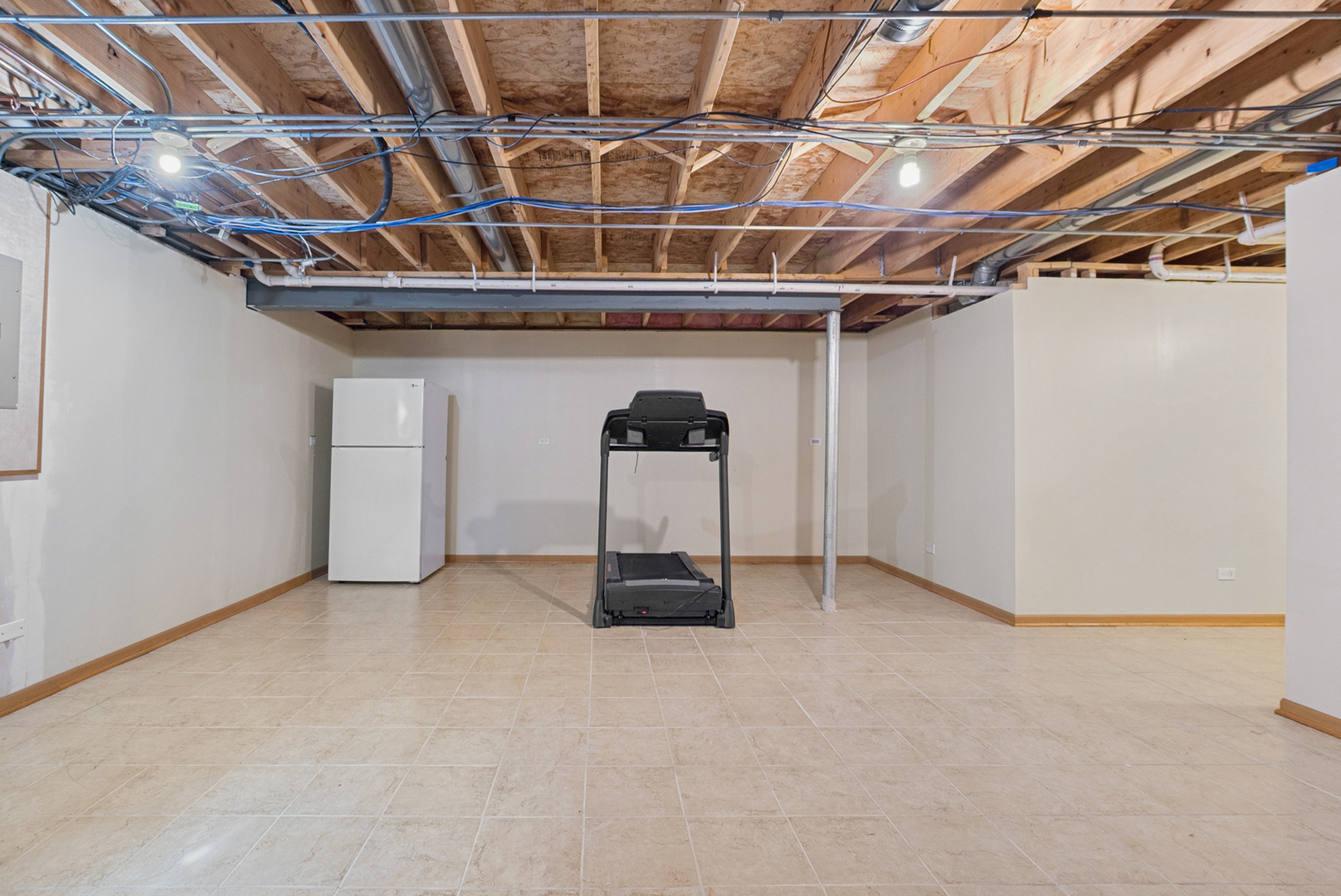 529 Chestnut Lane, Peotone, IL 60468