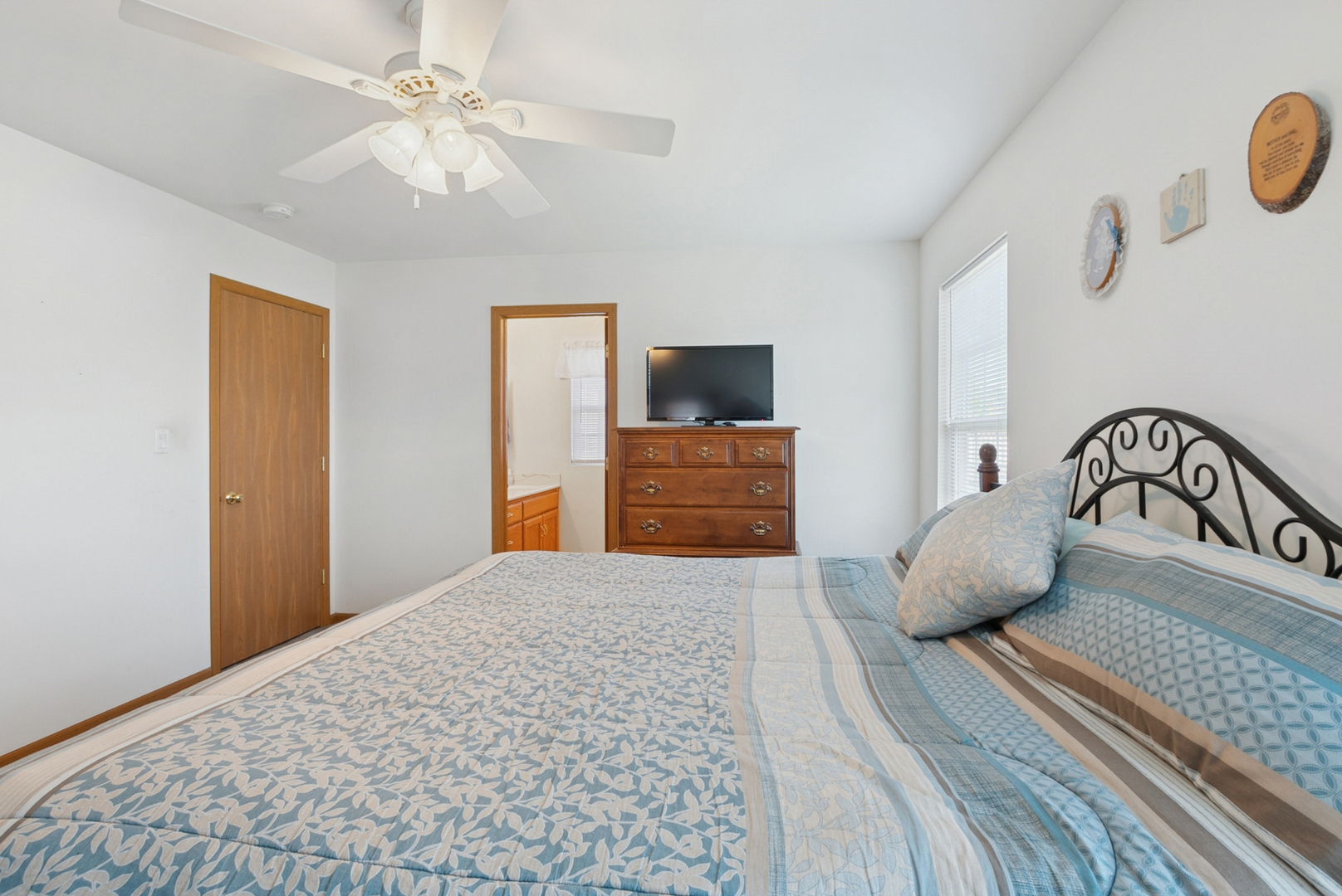 529 Chestnut Lane, Peotone, IL 60468