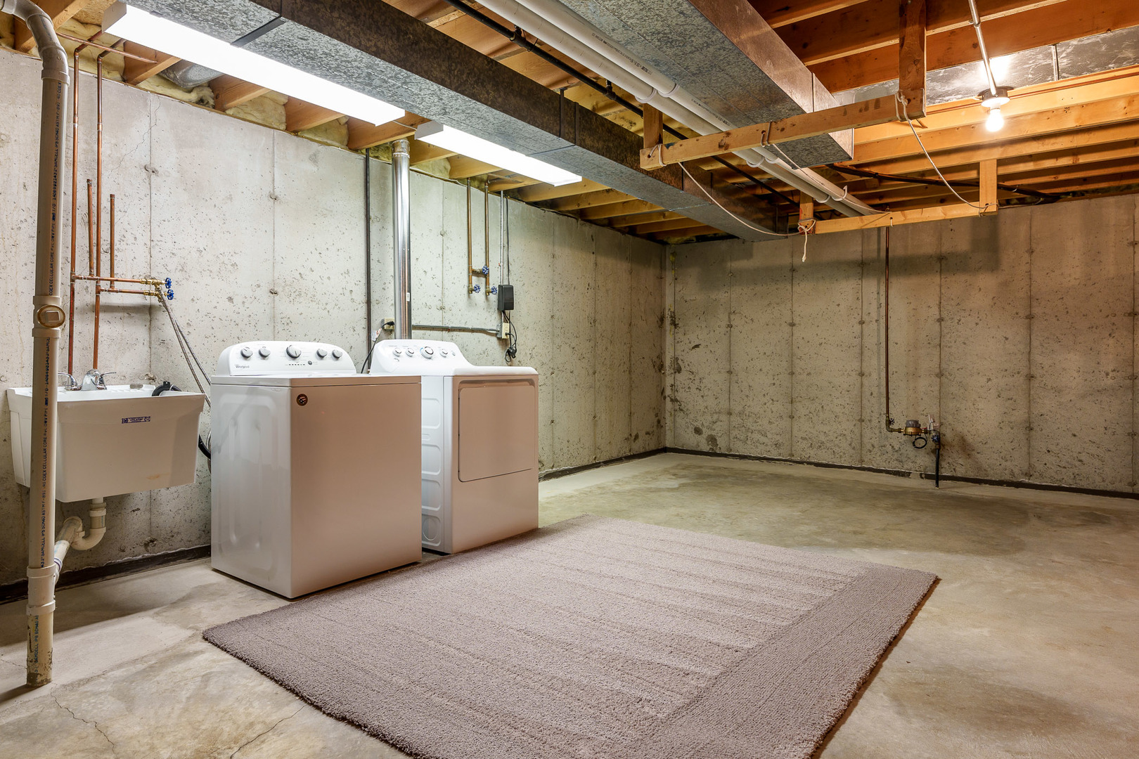 9350 Cherrywood, Roscoe, IL 61073