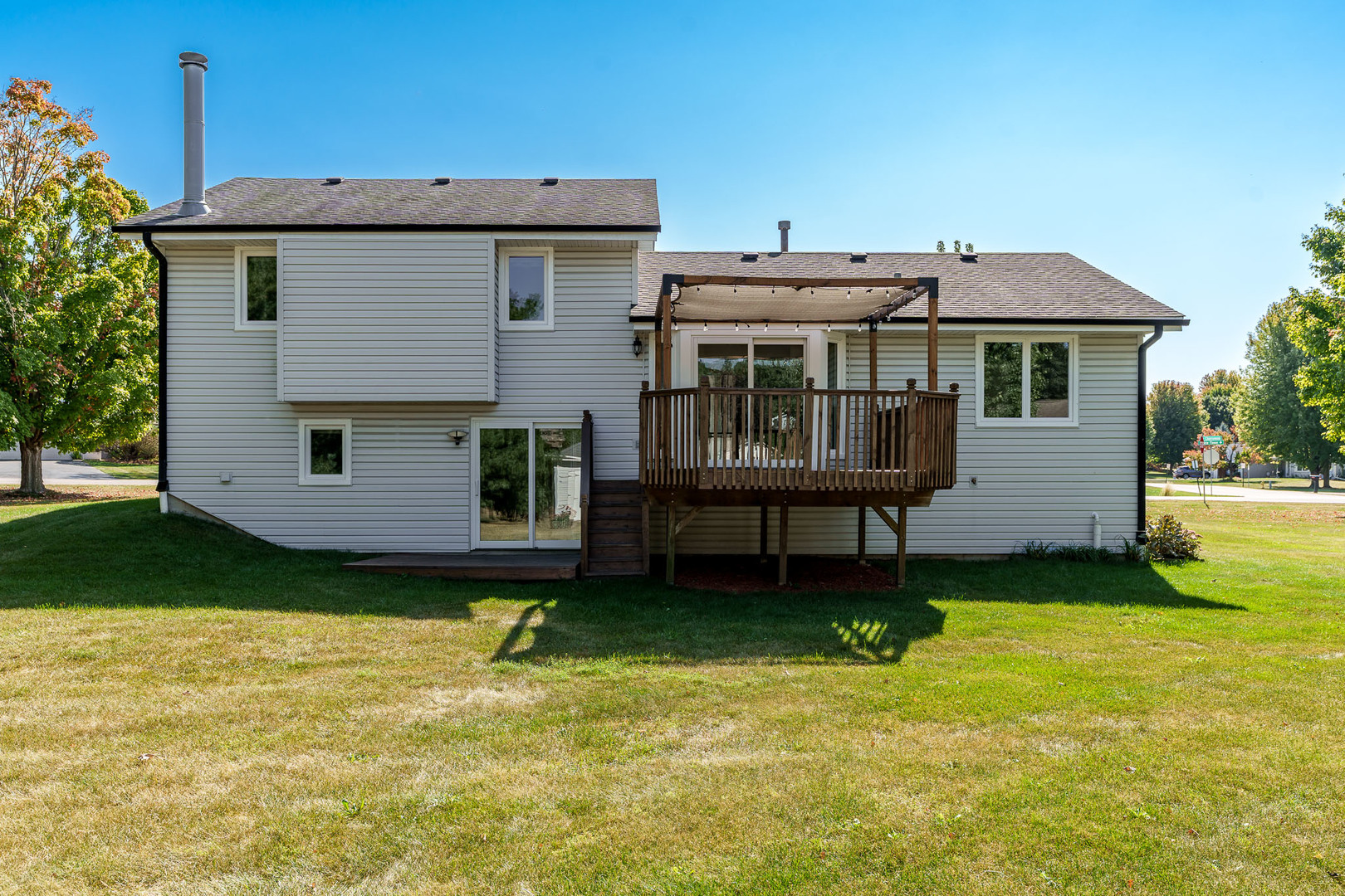 9350 Cherrywood, Roscoe, IL 61073