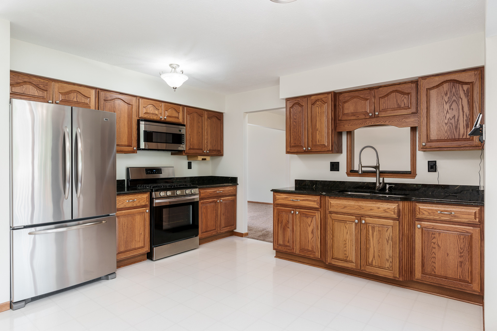 9350 Cherrywood, Roscoe, IL 61073