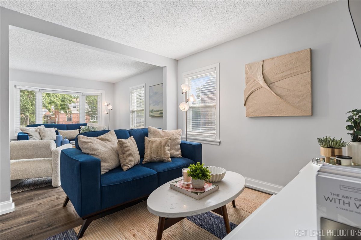 2440 S 20th Avenue, Broadview, IL 60155