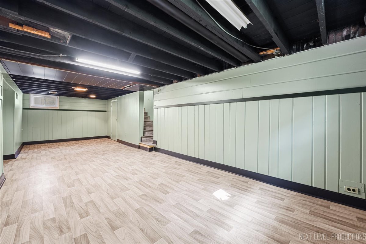 2440 S 20th Avenue, Broadview, IL 60155