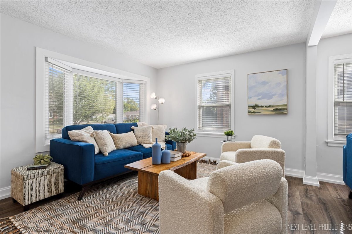 2440 S 20th Avenue, Broadview, IL 60155