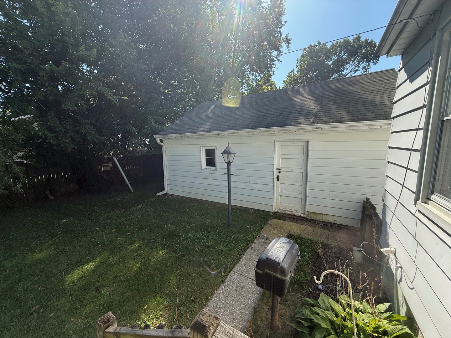 33 Worack Place, Waukegan, IL 60085