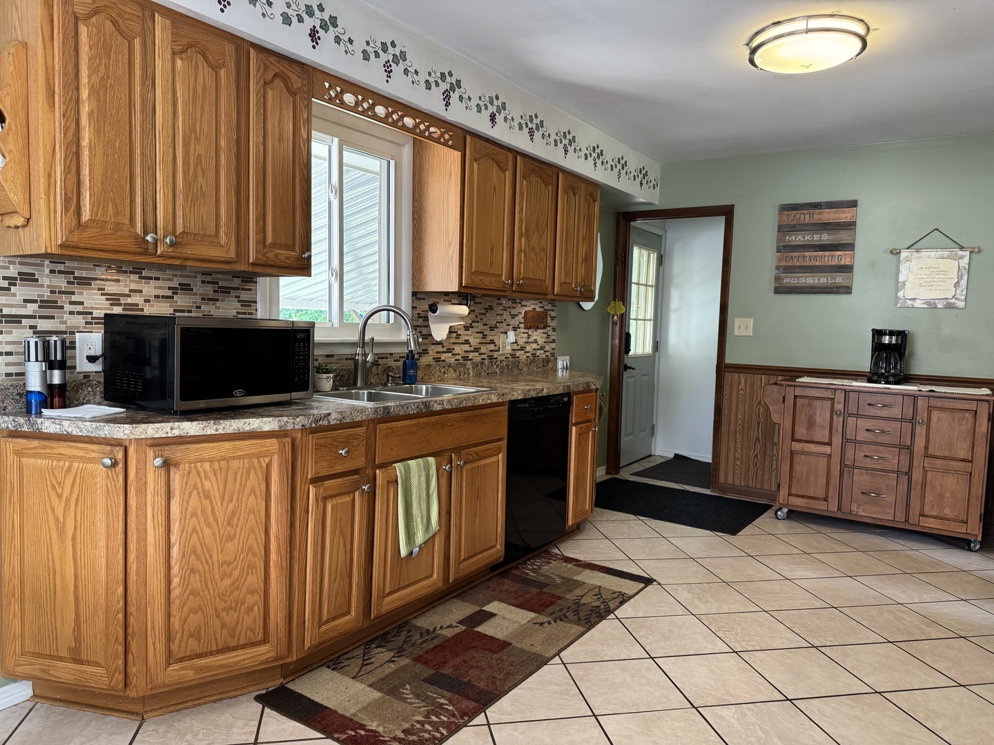 609 Oak Street, Lockport, IL 60441