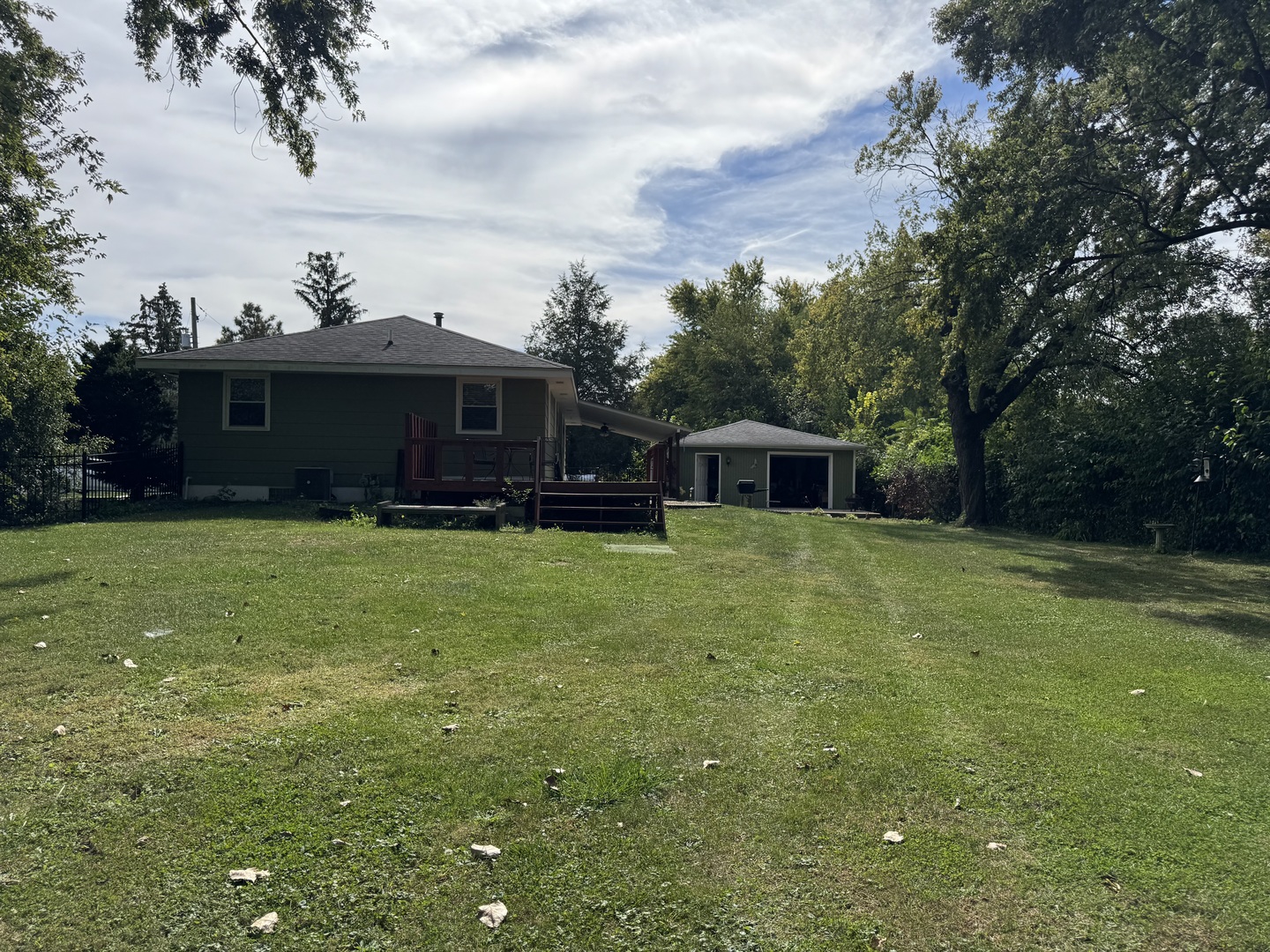 609 Oak Street, Lockport, IL 60441