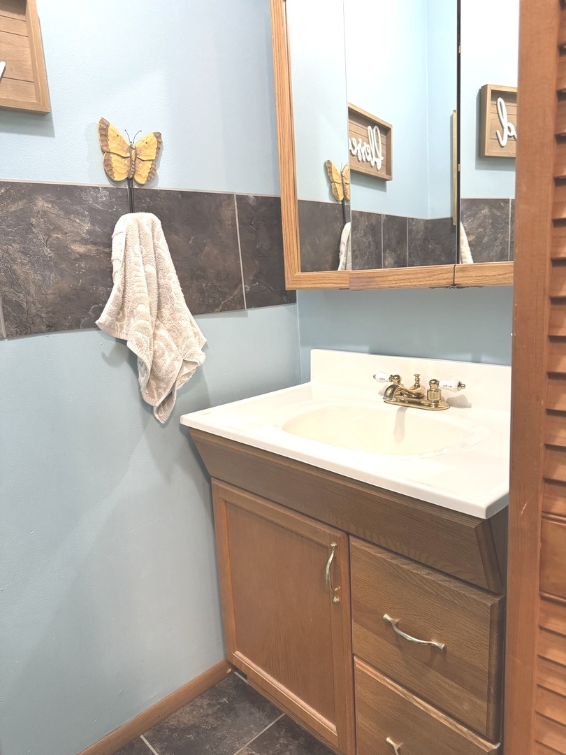 609 Oak Street, Lockport, IL 60441