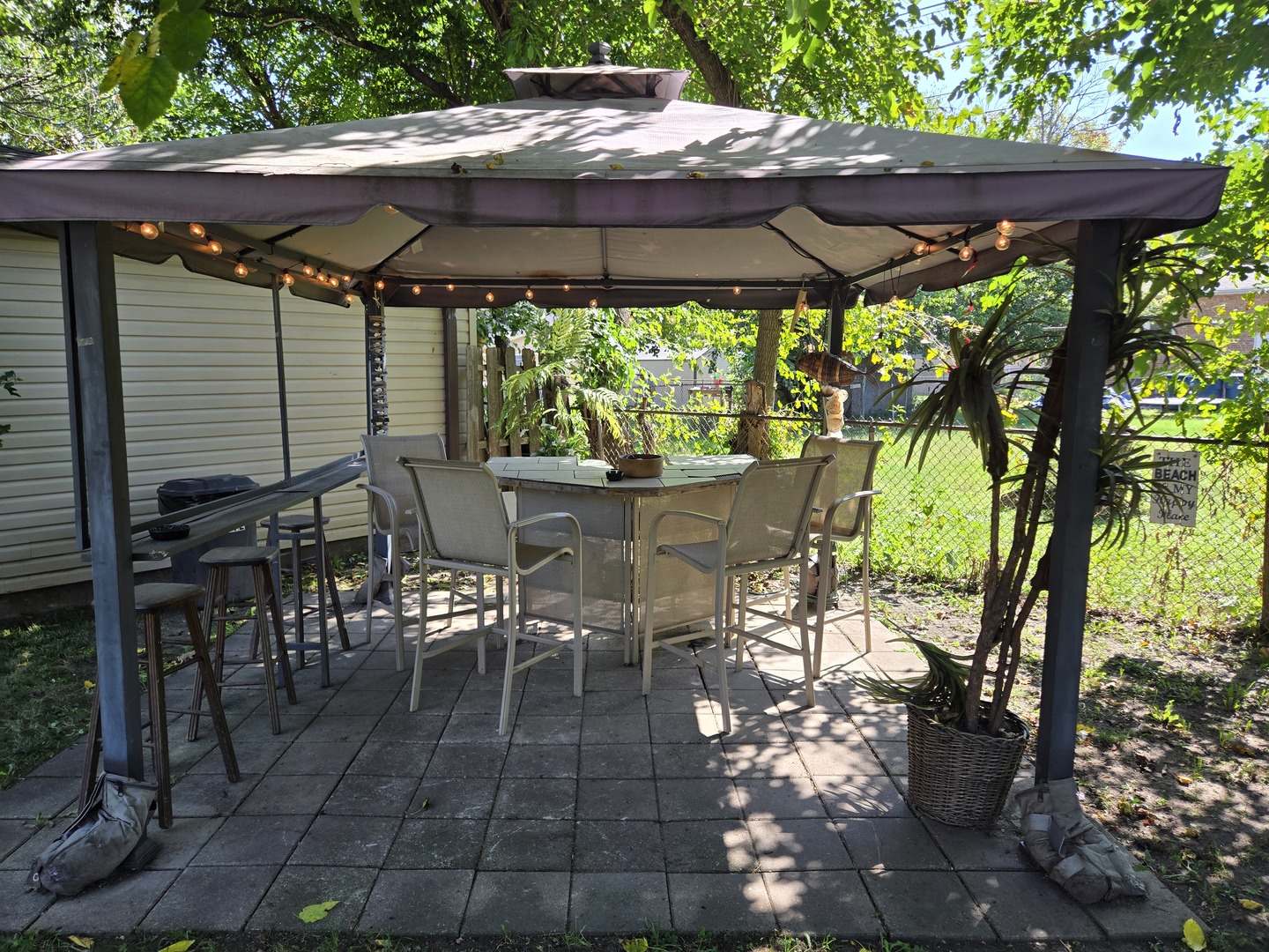 14944 Springfield Avenue, Midlothian, IL 60445