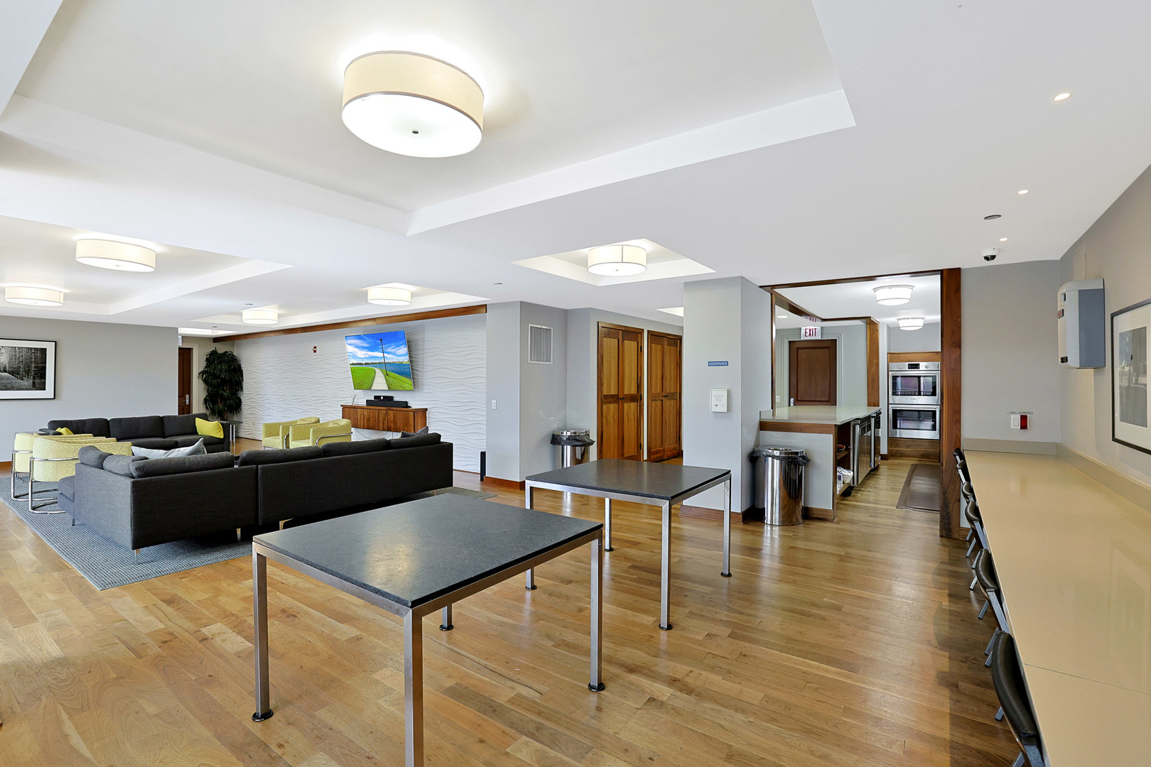 530 N Lake Shore Drive #2101, Chicago, IL 60611