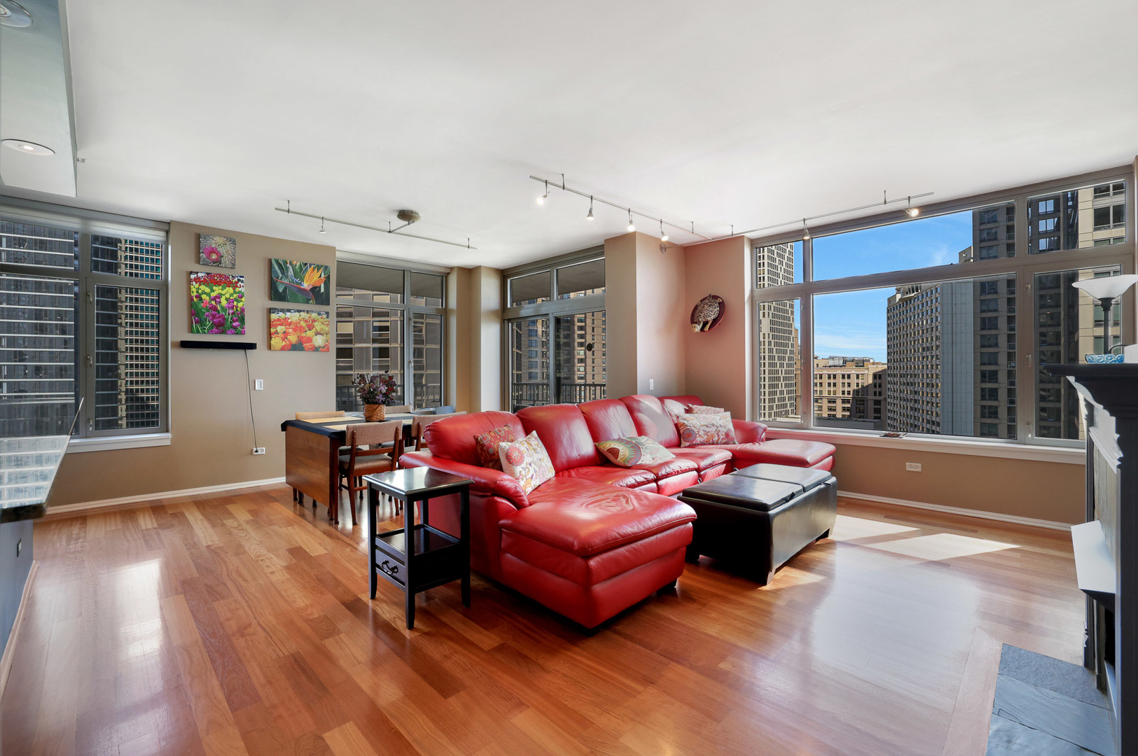 530 N Lake Shore Drive #2101, Chicago, IL 60611