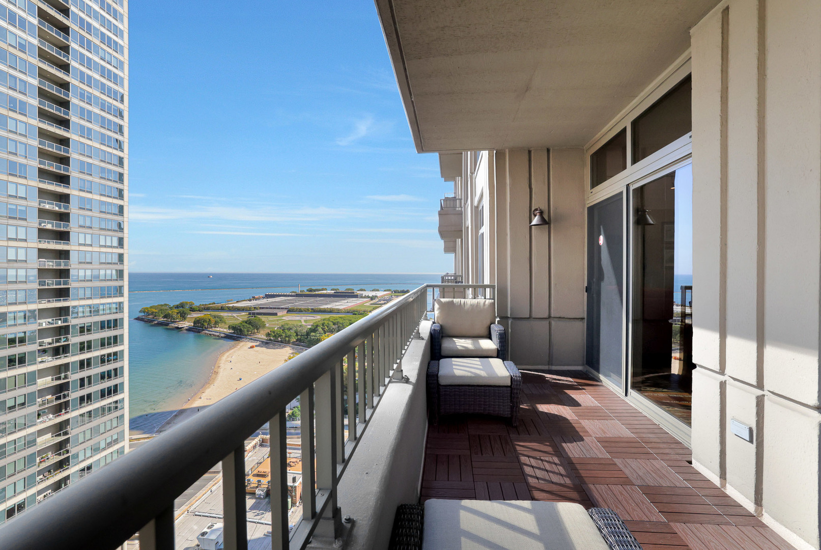 530 N Lake Shore Drive #2101, Chicago, IL 60611