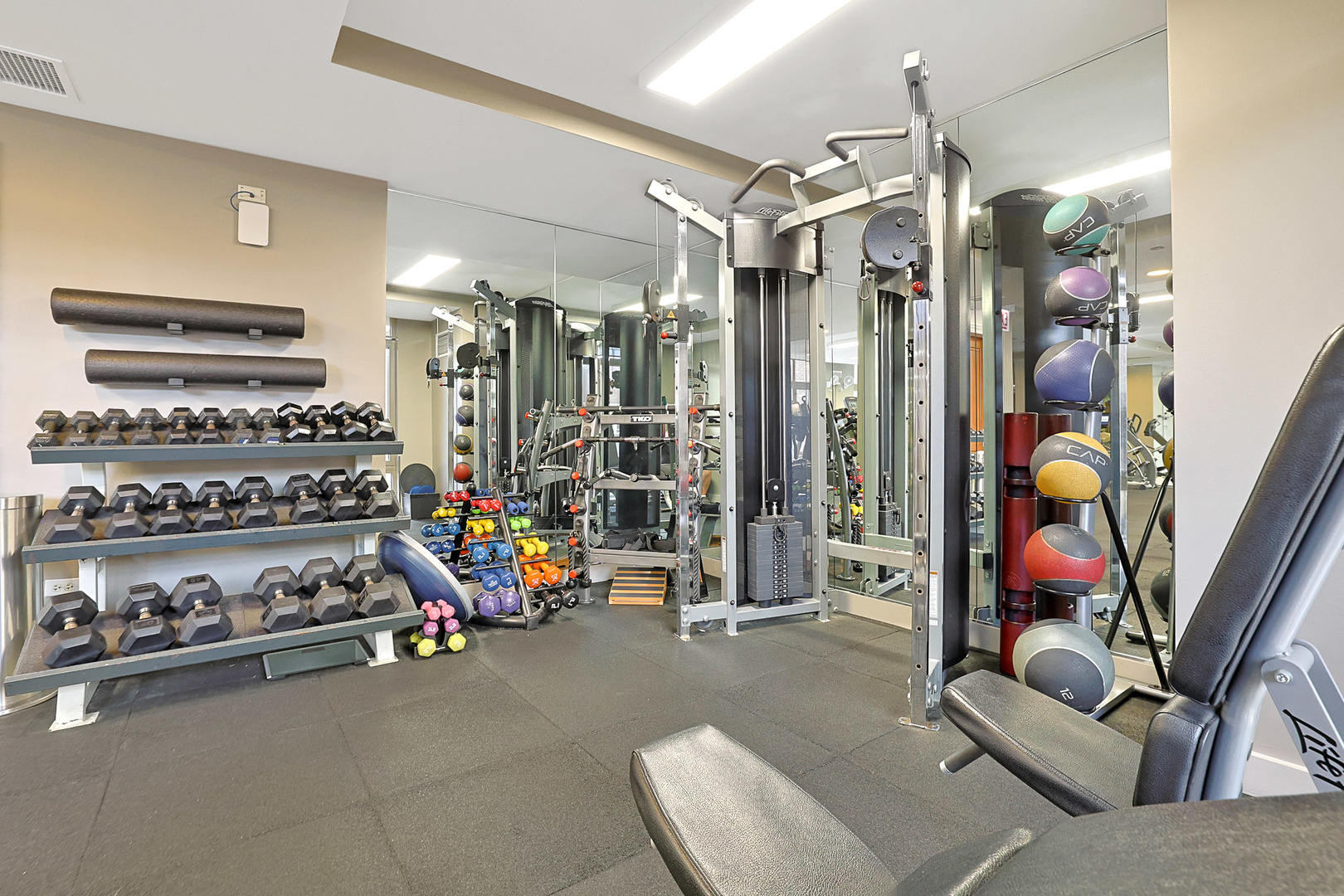 530 N Lake Shore Drive #2101, Chicago, IL 60611