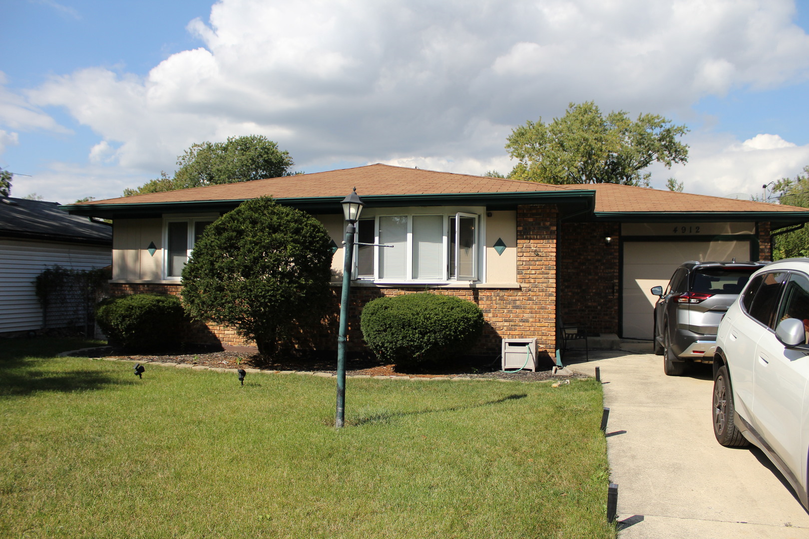 4912 157th Street, Oak Forest, IL 60452