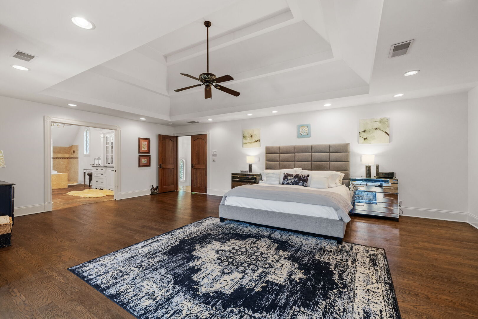 17 Ambriance Drive, Burr Ridge, IL 60527