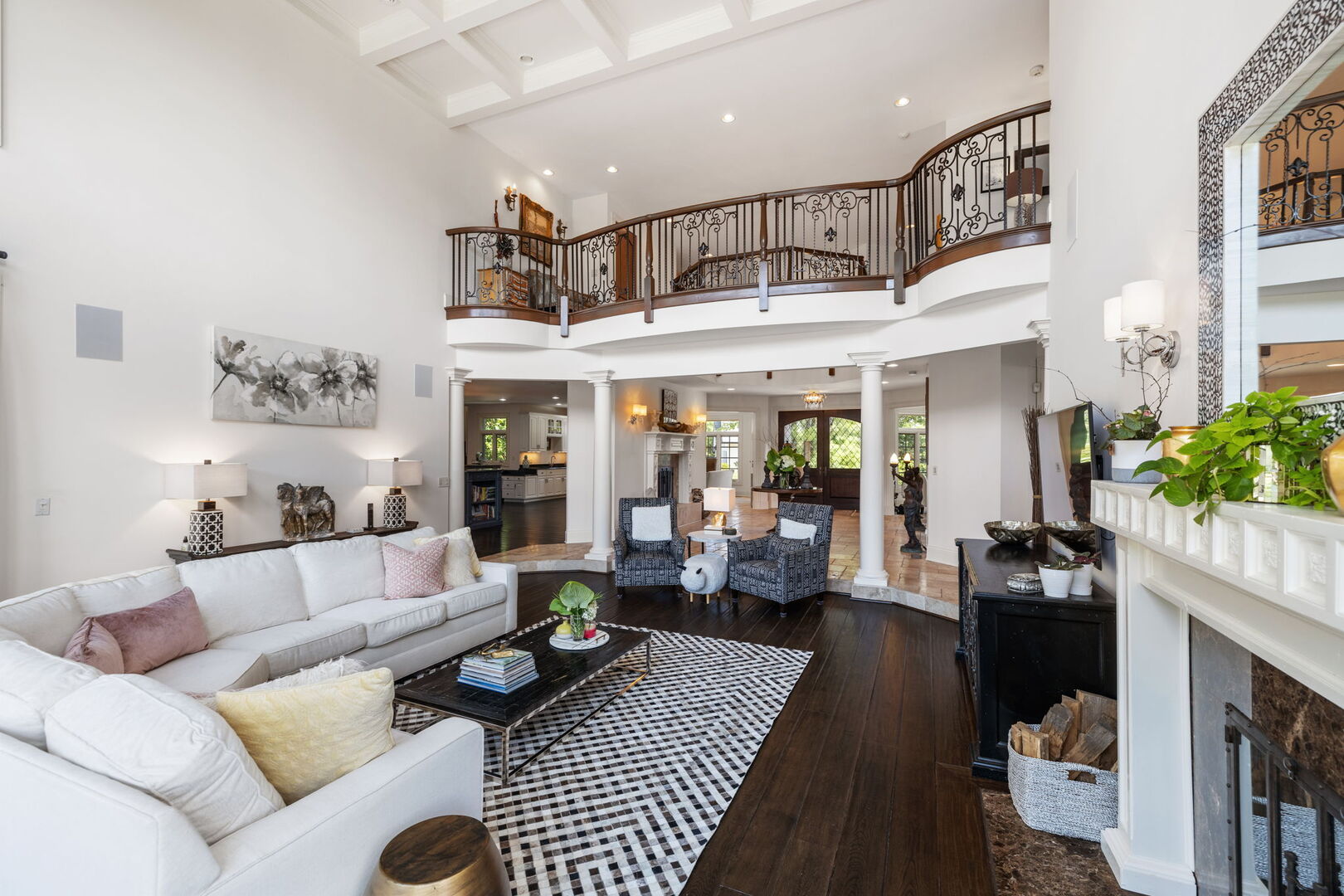 17 Ambriance Drive, Burr Ridge, IL 60527