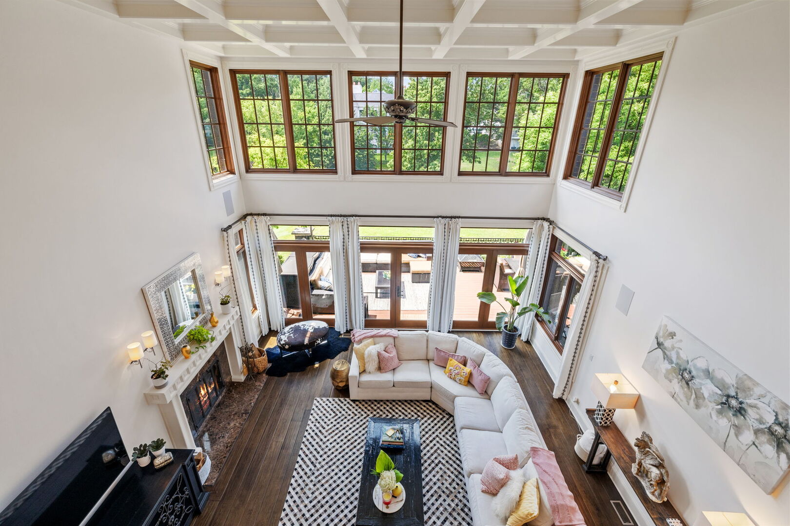 17 Ambriance Drive, Burr Ridge, IL 60527