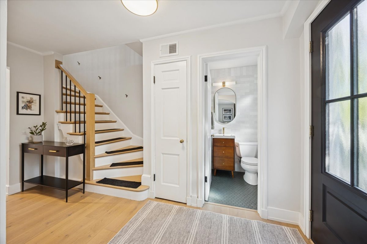 9646 S Leavitt Street, Chicago, IL 60643