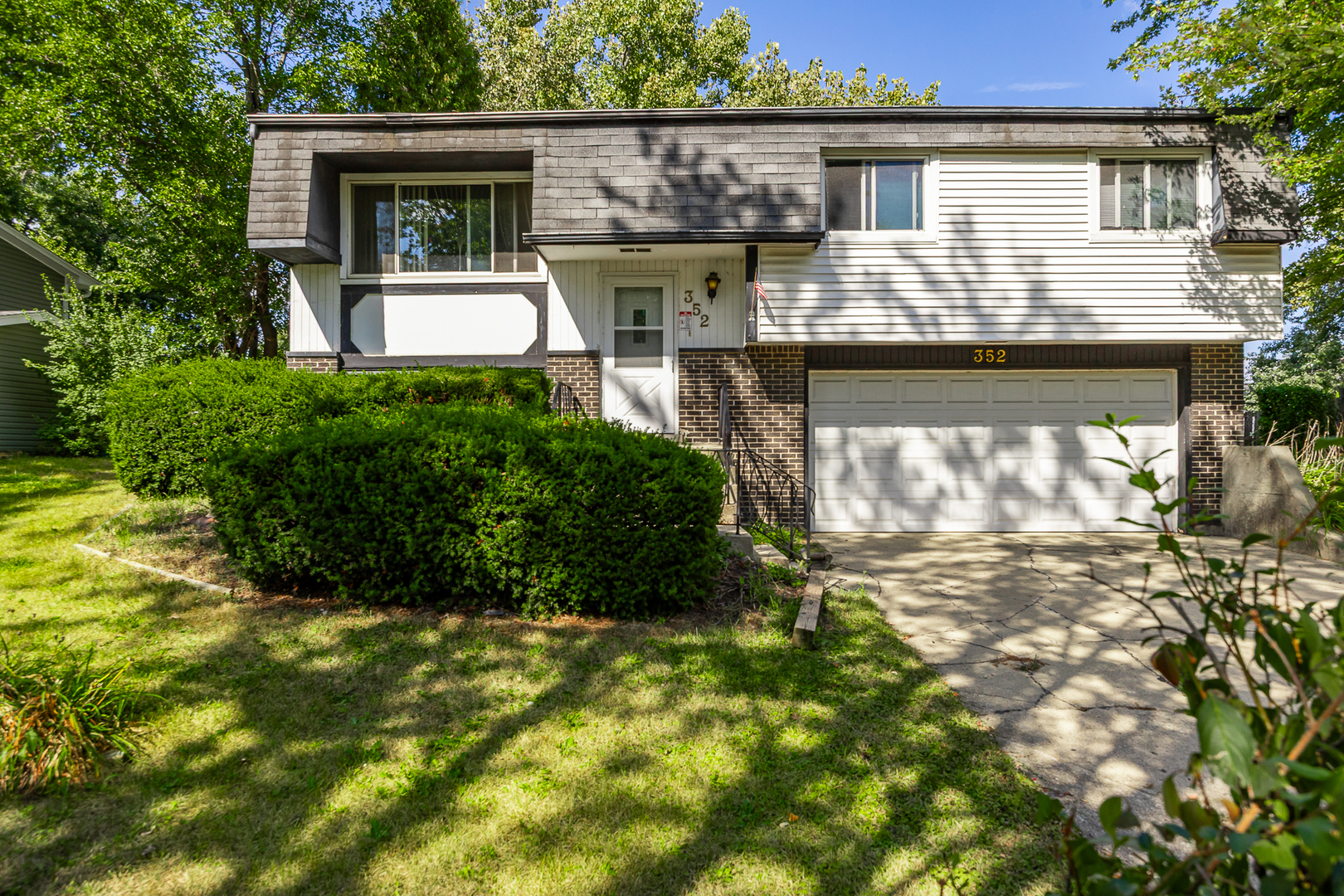 352 Gehrig Circle, Bolingbrook, IL 60440