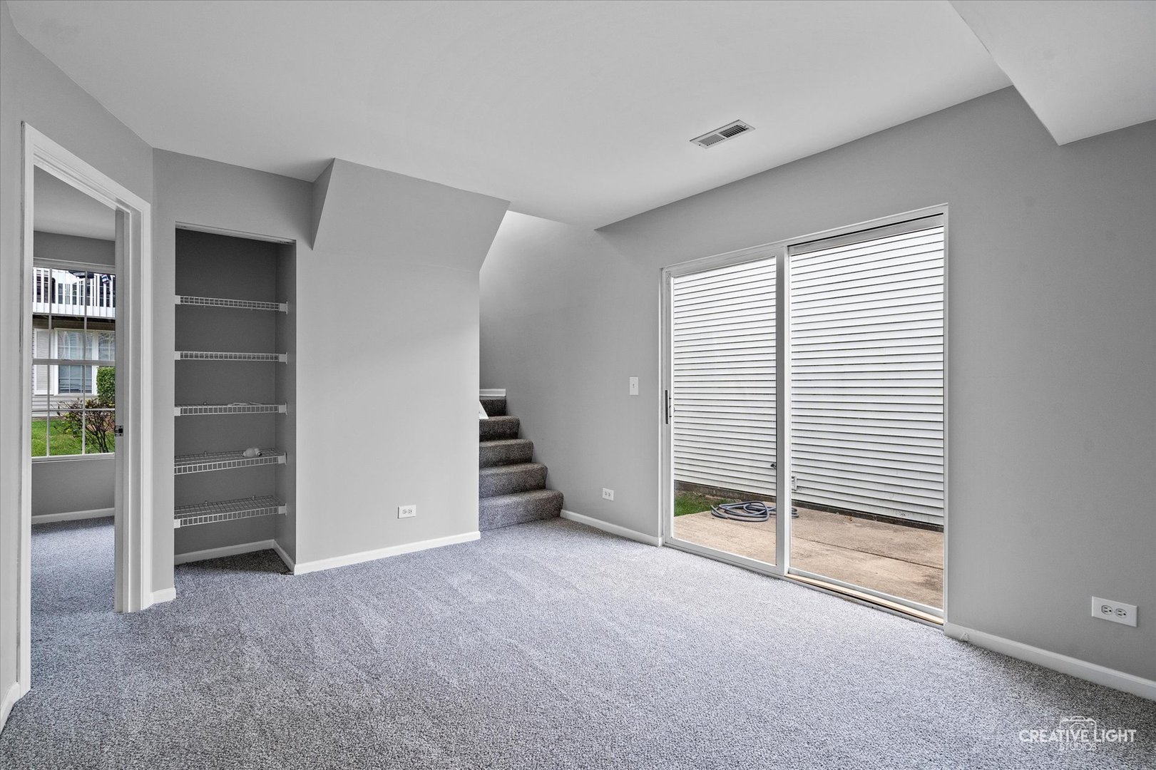 911 Symphony Drive, Aurora, IL 60504