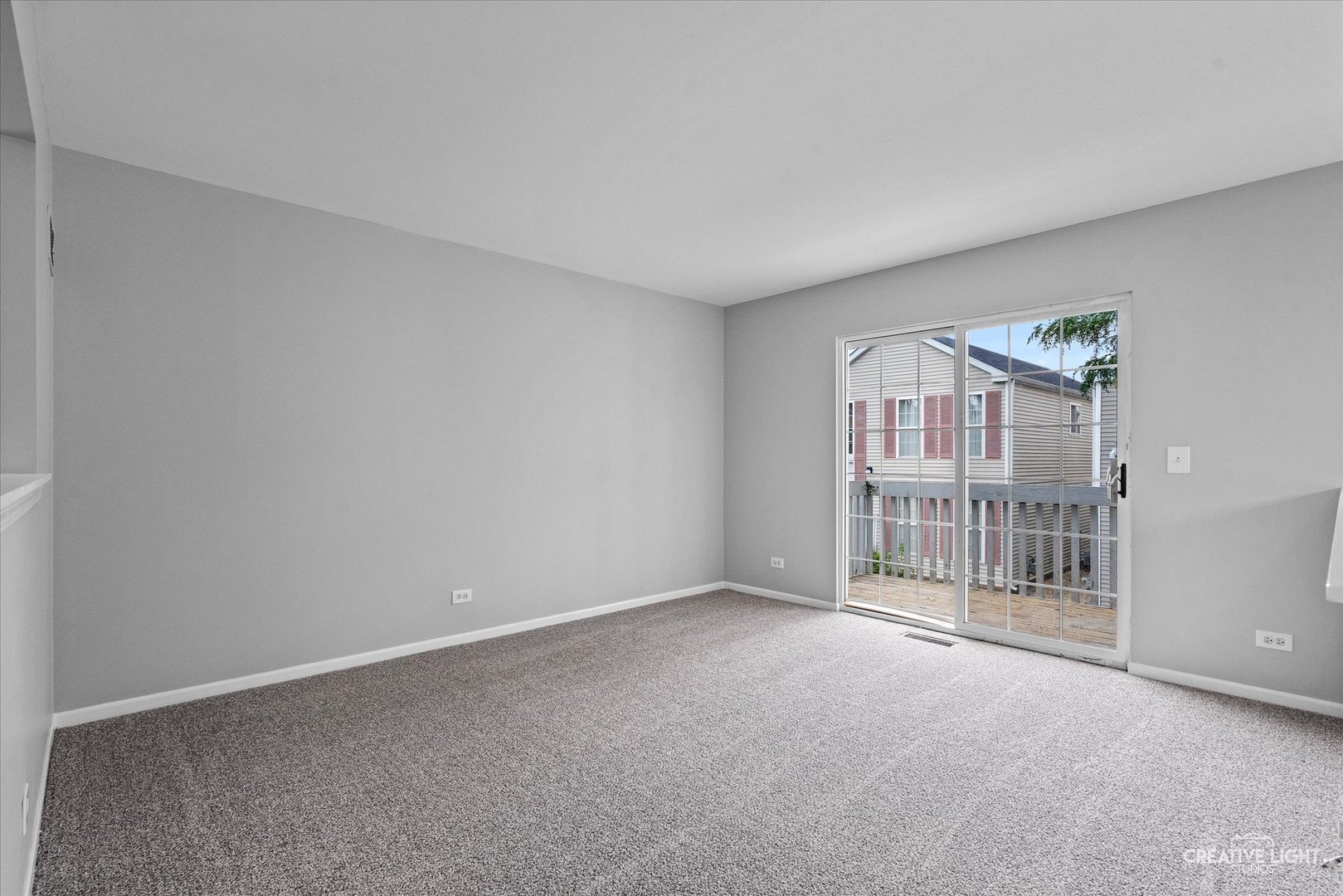 911 Symphony Drive, Aurora, IL 60504