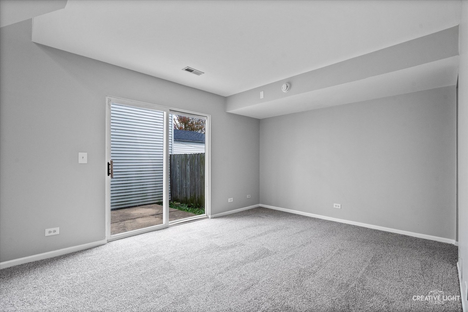 911 Symphony Drive, Aurora, IL 60504