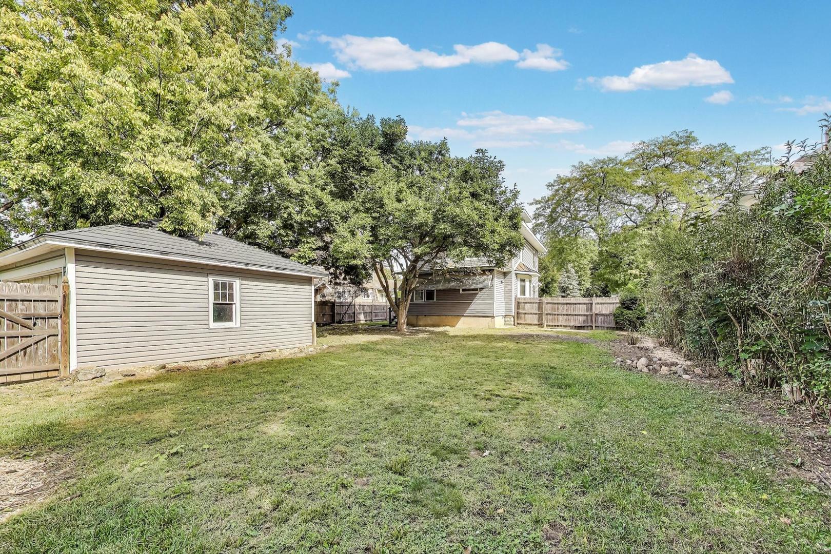 713 S 4th Street, Aurora, IL 60505