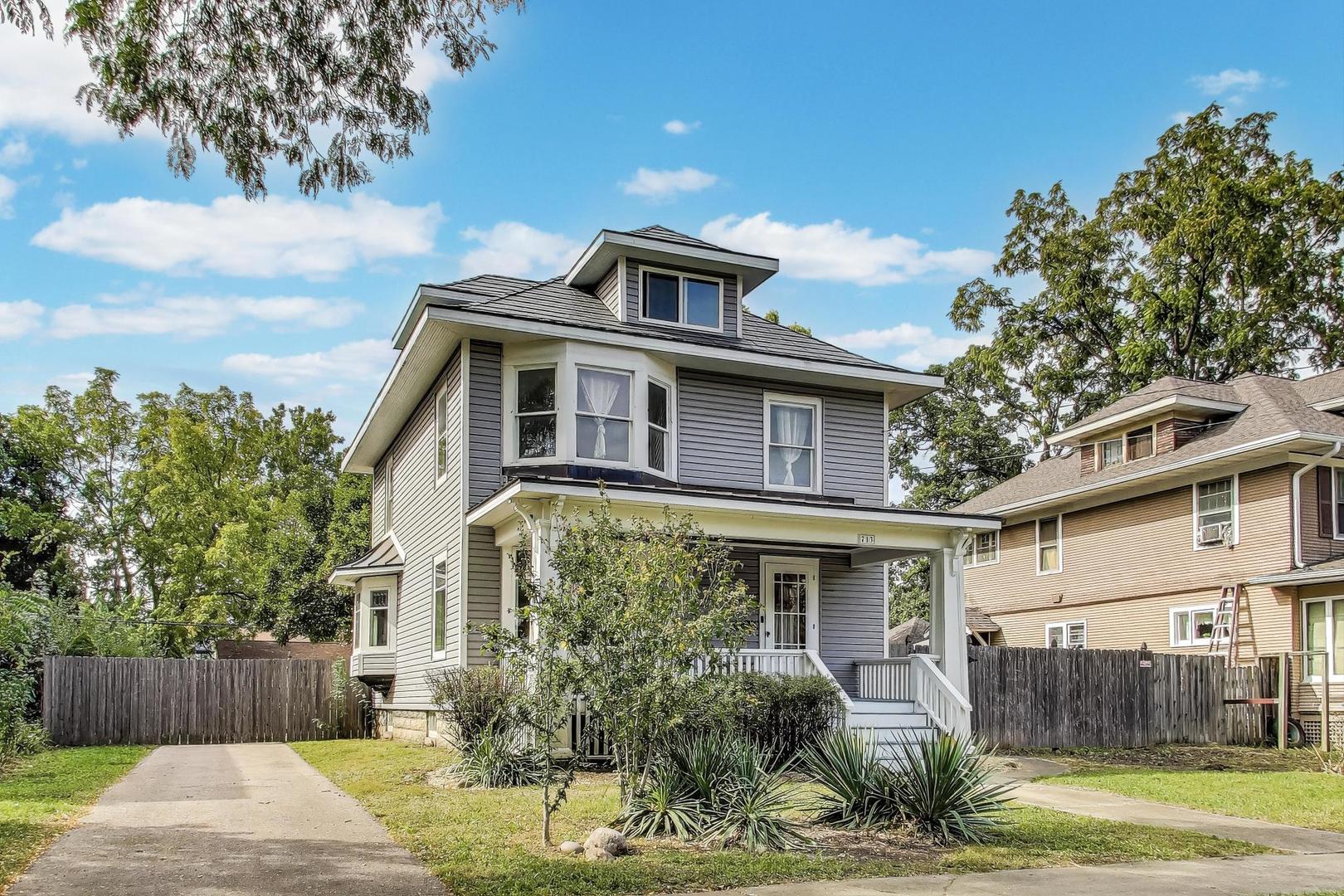 713 S 4th Street, Aurora, IL 60505