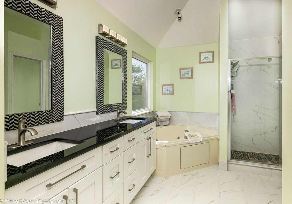 1705 Seward Street, Roselle, IL 60172