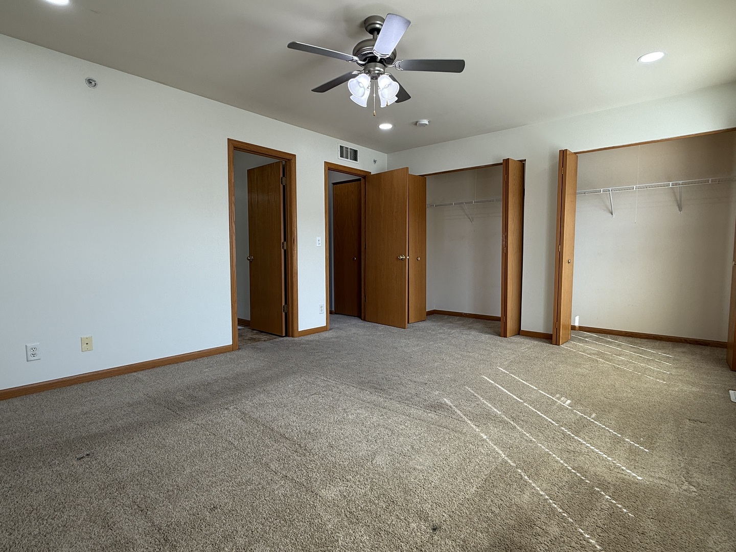 1392 Carolyn Court, Yorkville, IL 60560