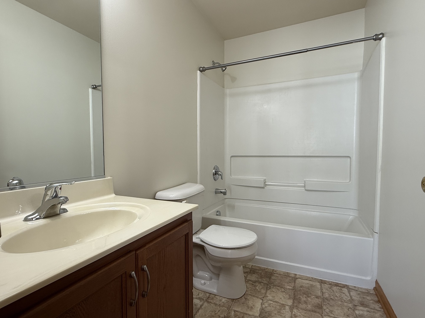 1392 Carolyn Court, Yorkville, IL 60560