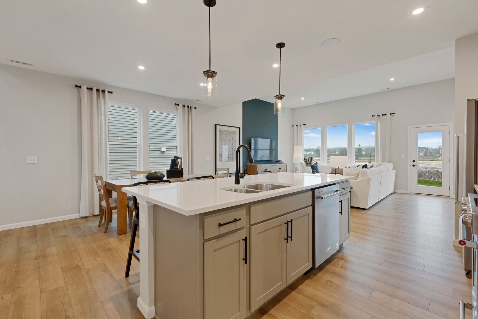 5907 Polo Street, Naperville, IL 60564