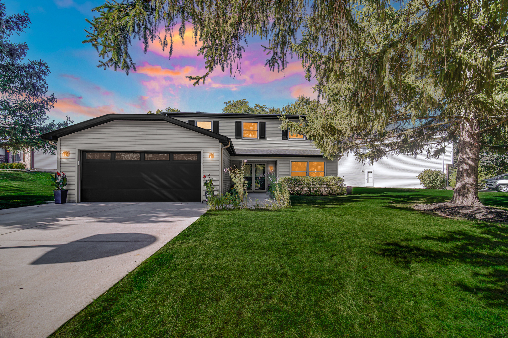 1028 W Park Place Drive, Bartlett, IL 60103