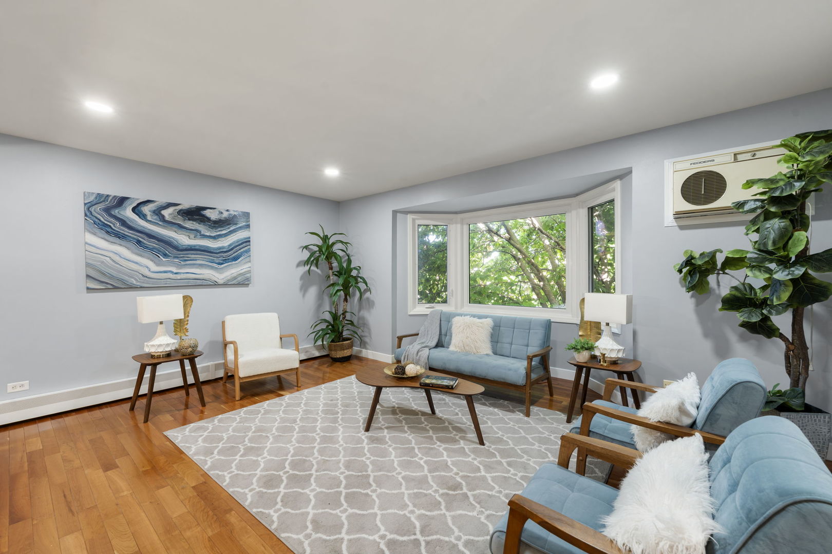 514 W Miner Street #2F, Arlington Heights, IL 60005