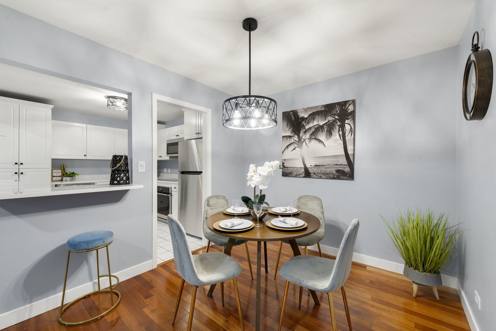 514 W Miner Street #2F, Arlington Heights, IL 60005