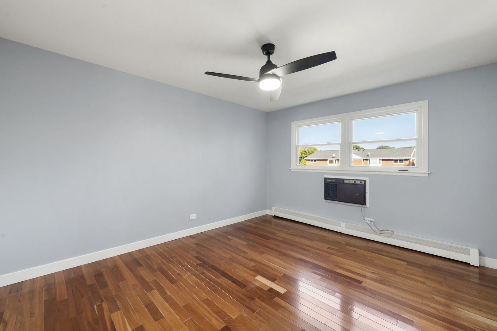 514 W Miner Street #2F, Arlington Heights, IL 60005