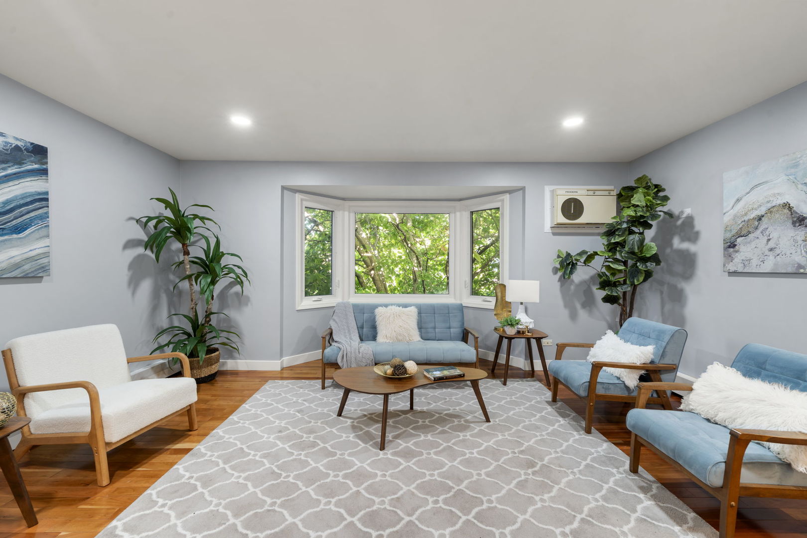 514 W Miner Street #2F, Arlington Heights, IL 60005