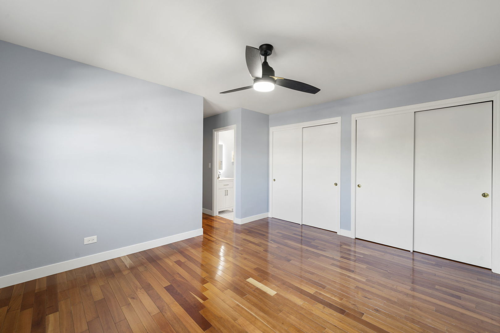 514 W Miner Street #2F, Arlington Heights, IL 60005