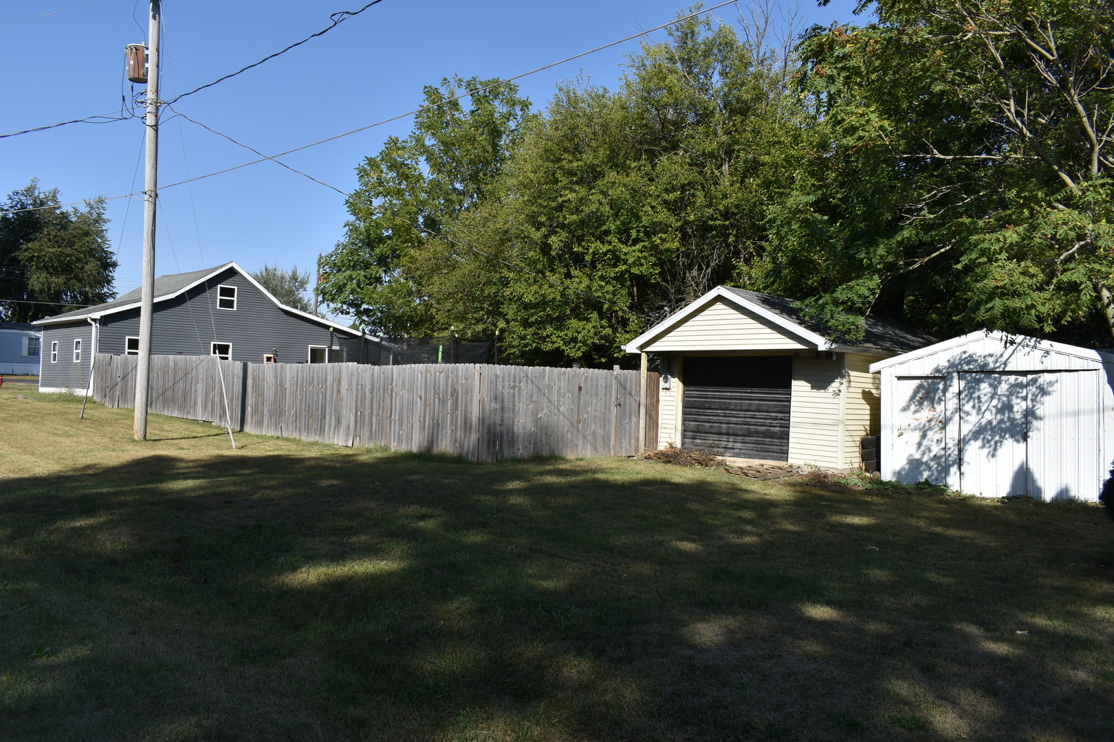 201 S Maple Street, El Paso, IL 61738