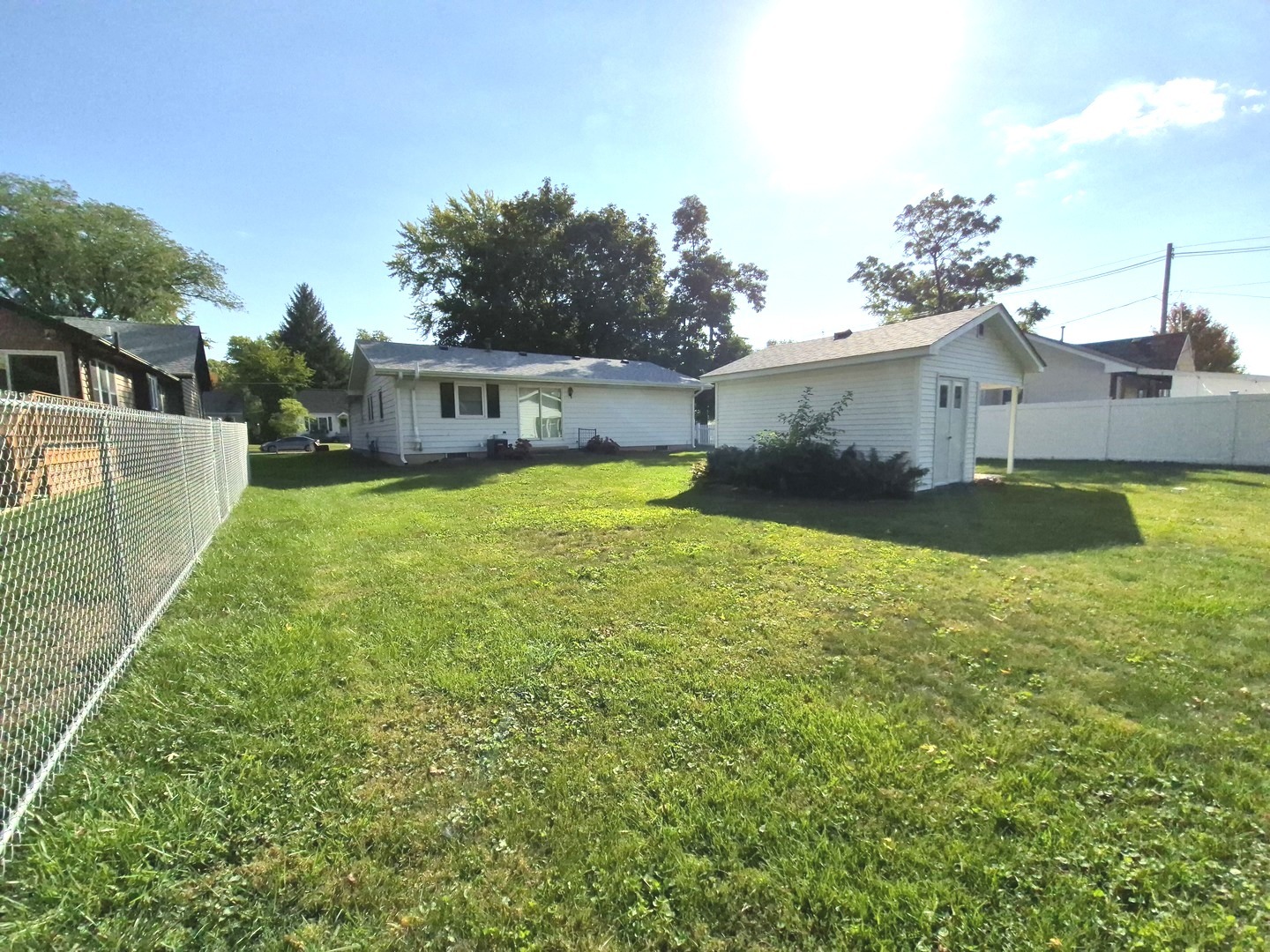 131 E Jackson Street, Oswego, IL 60543