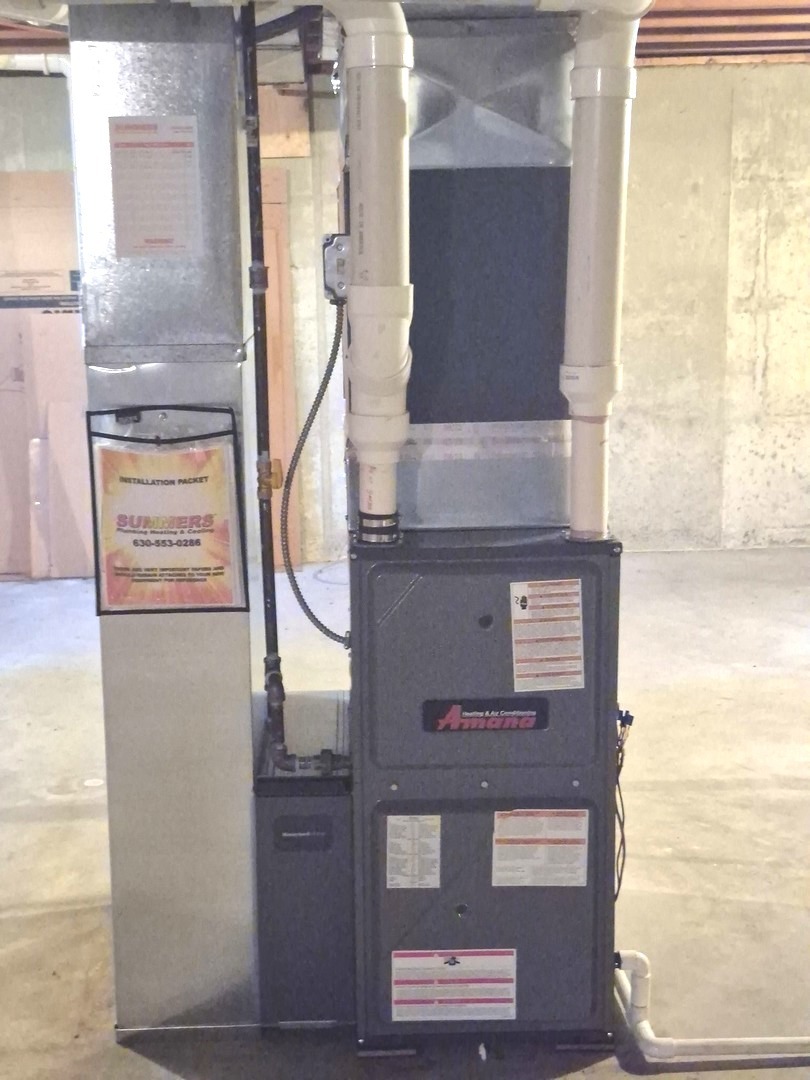 131 E Jackson Street, Oswego, IL 60543