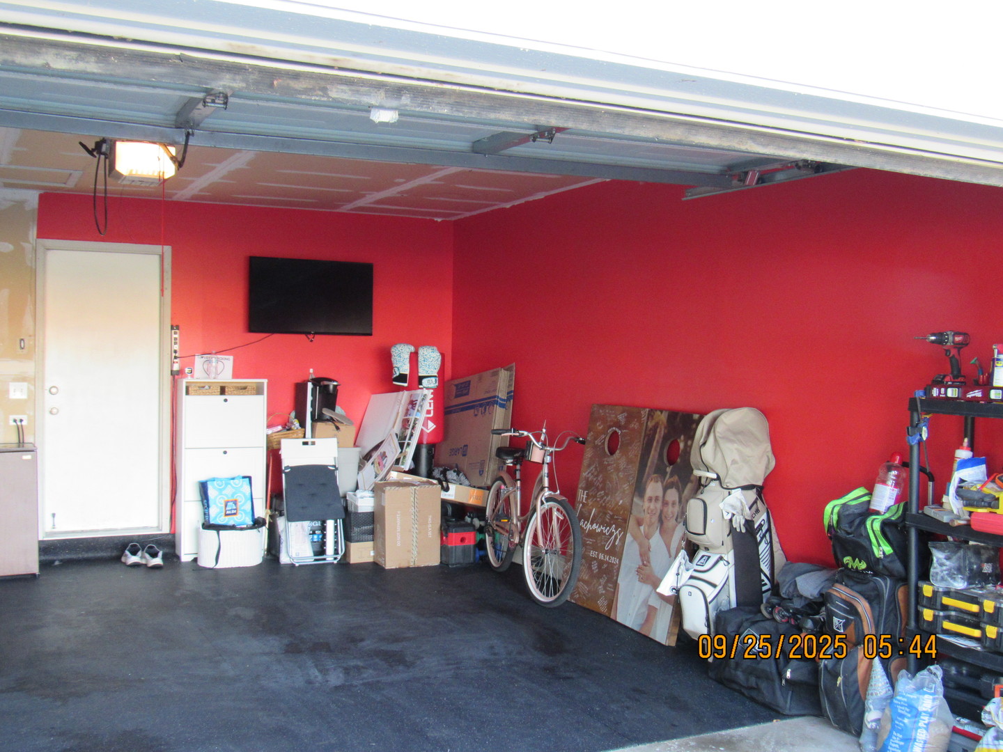 319 Parkside Drive, Shorewood, IL 60404