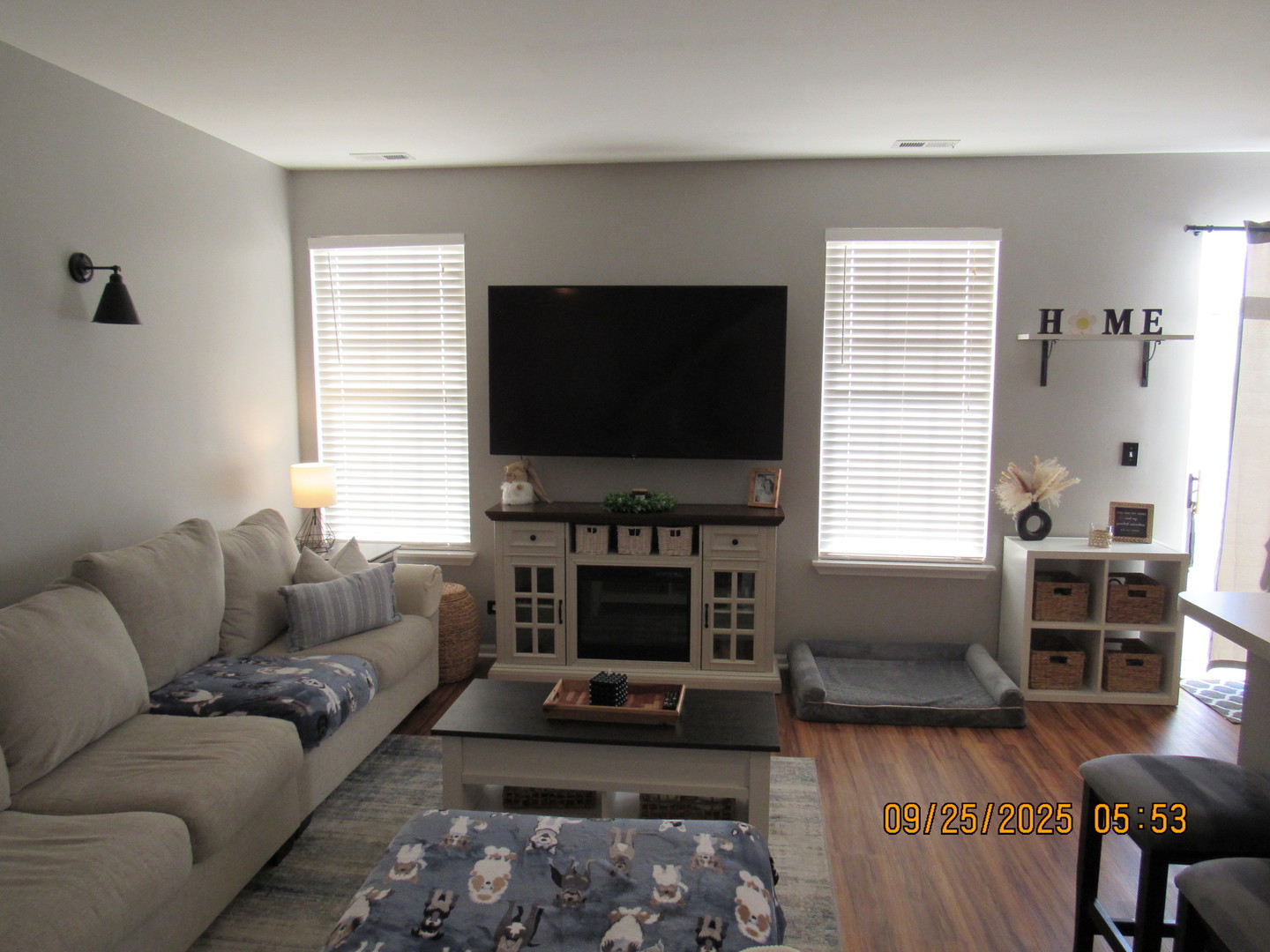 319 Parkside Drive, Shorewood, IL 60404