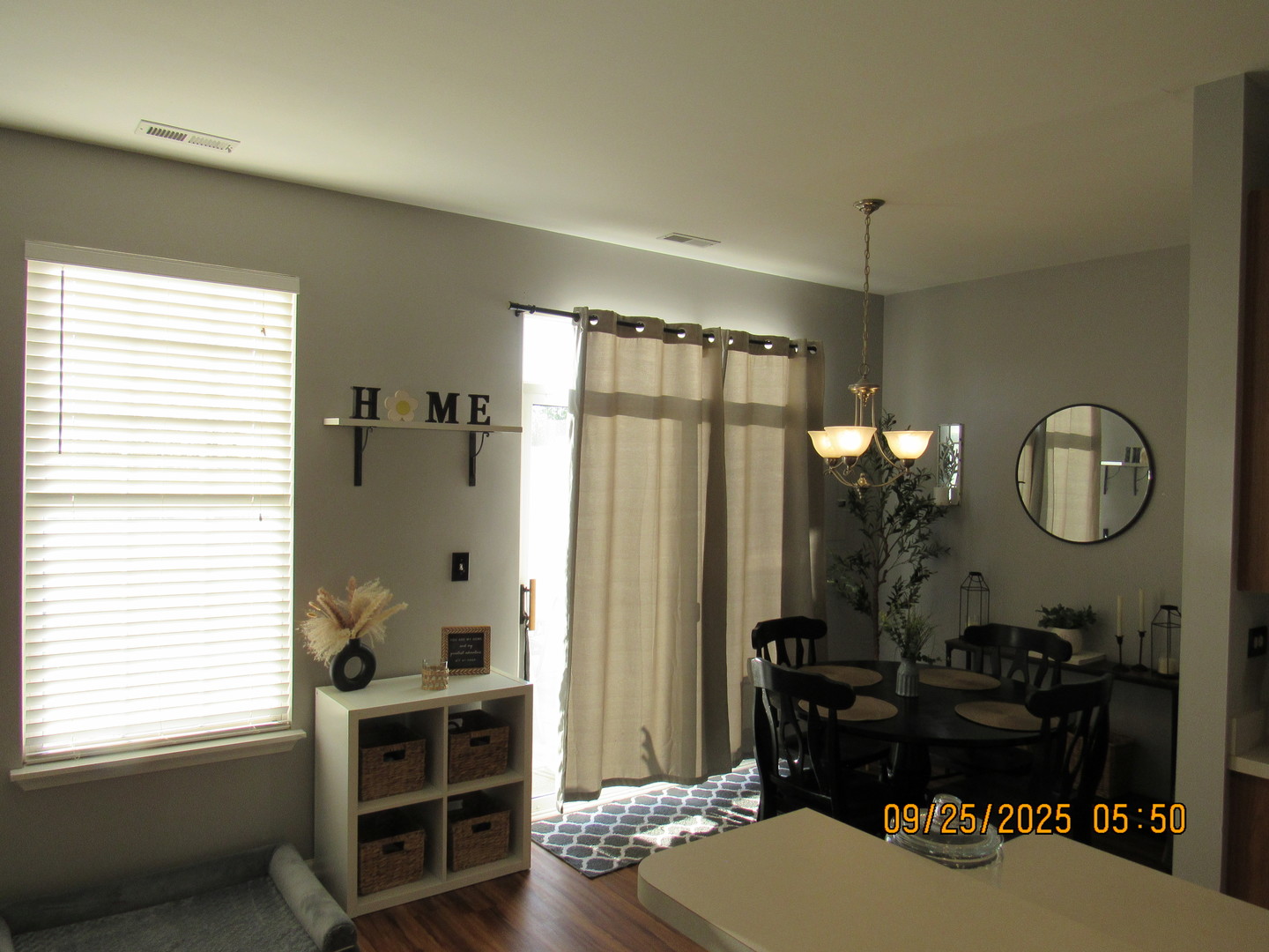 319 Parkside Drive, Shorewood, IL 60404