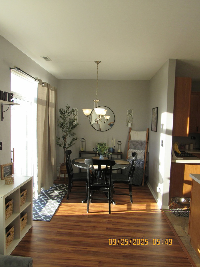 319 Parkside Drive, Shorewood, IL 60404